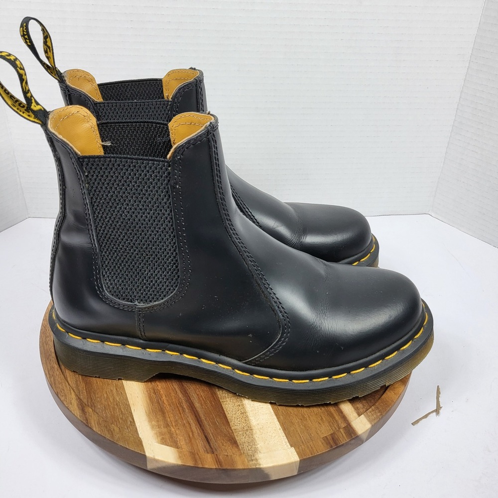 Dr. Martens 2976 Chelsea Boots Women 8 Black Good Smooth Leather Yellow Stitch - Picture 2 of 10